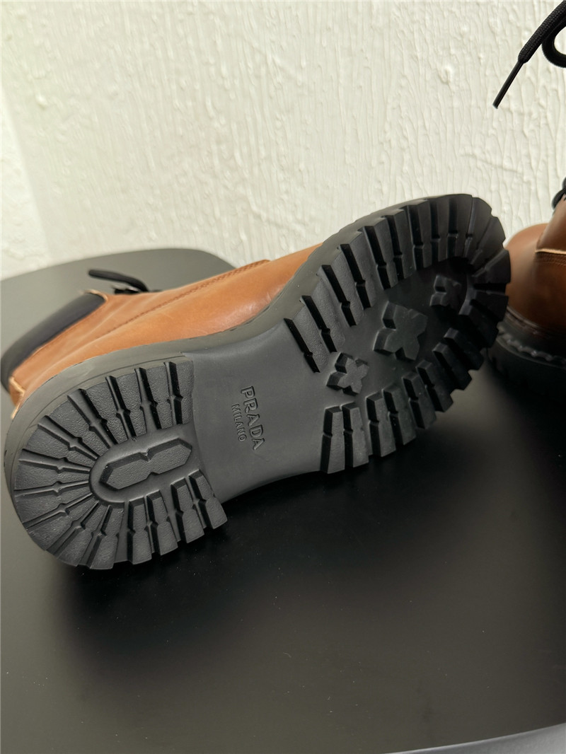 Pra*a brown leather work boots