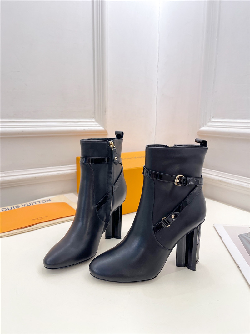 l0vis Vvtt0n silhouette ankle boot