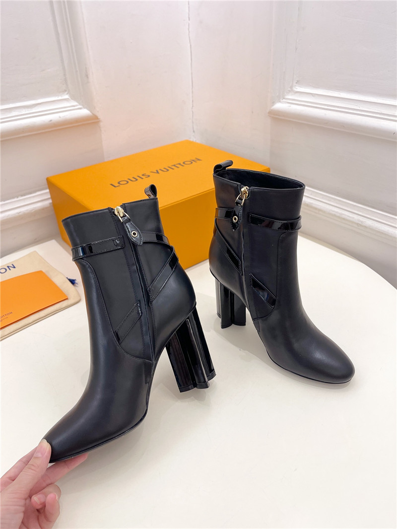 l0vis Vvtt0n silhouette ankle boot