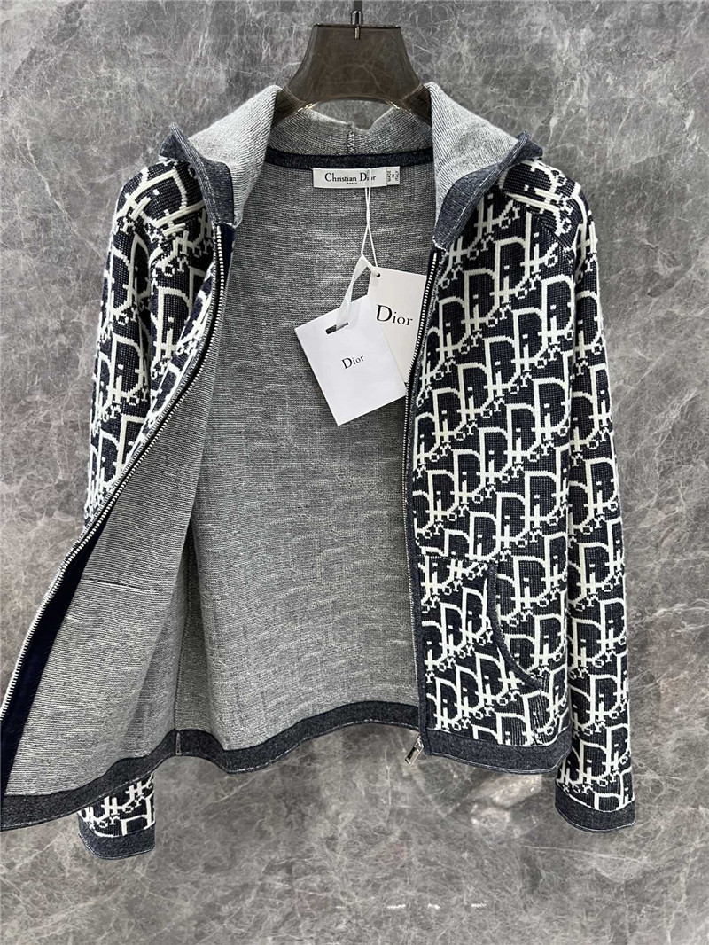 D10r oblique zip-up hooded cardigan in navy