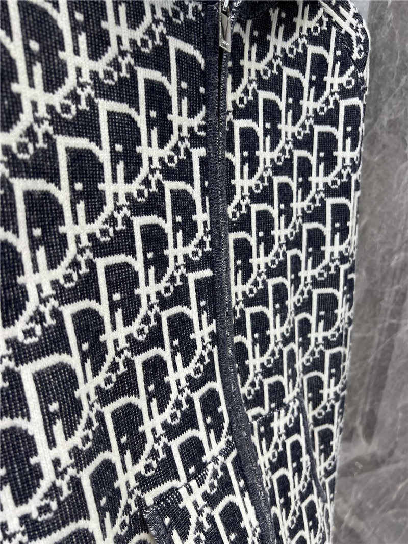 D10r oblique zip-up hooded cardigan in navy