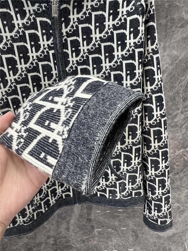 D10r oblique zip-up hooded cardigan in navy