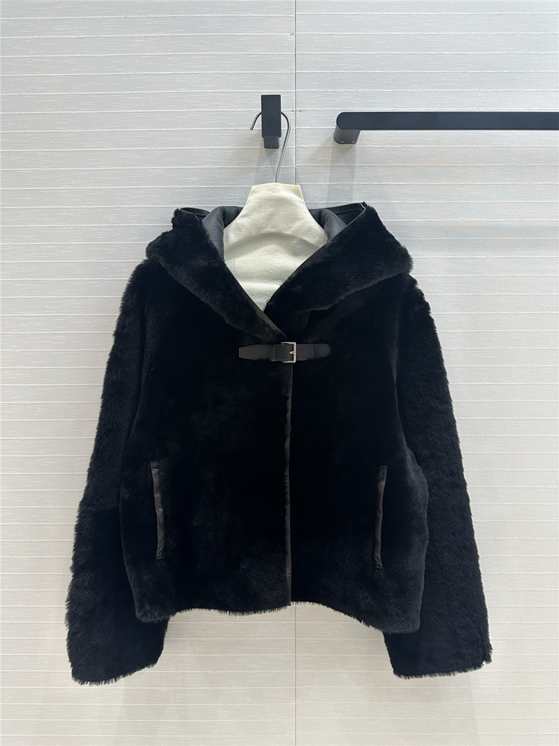 H**me5 short shearling jacket
