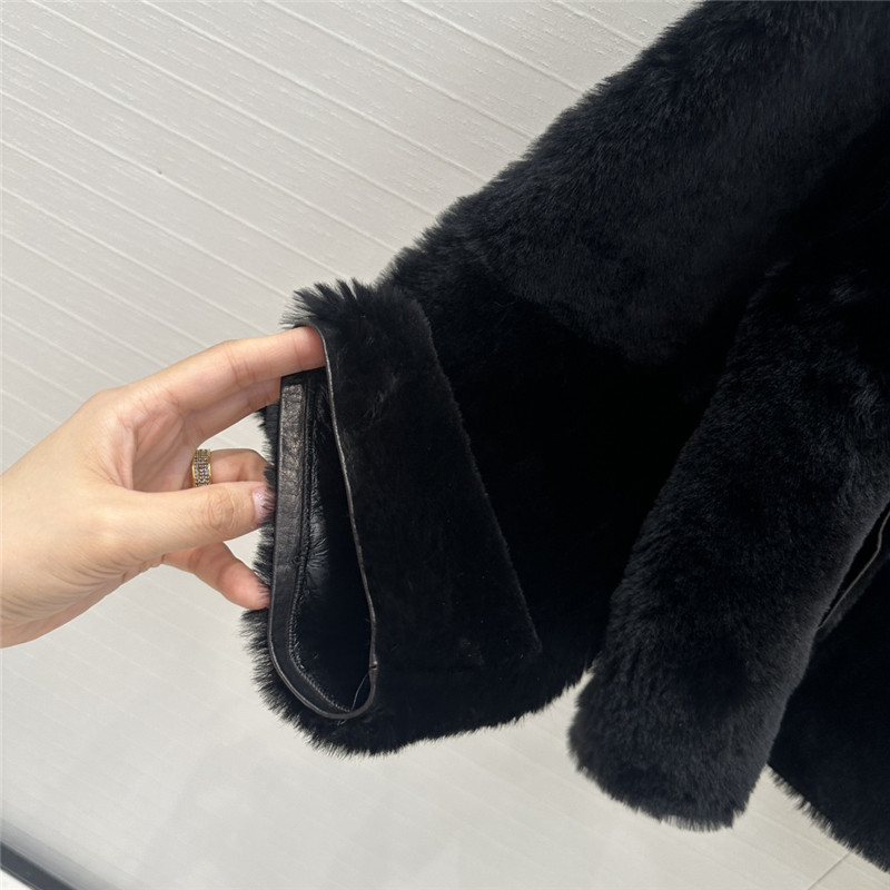 H**me5 short shearling jacket