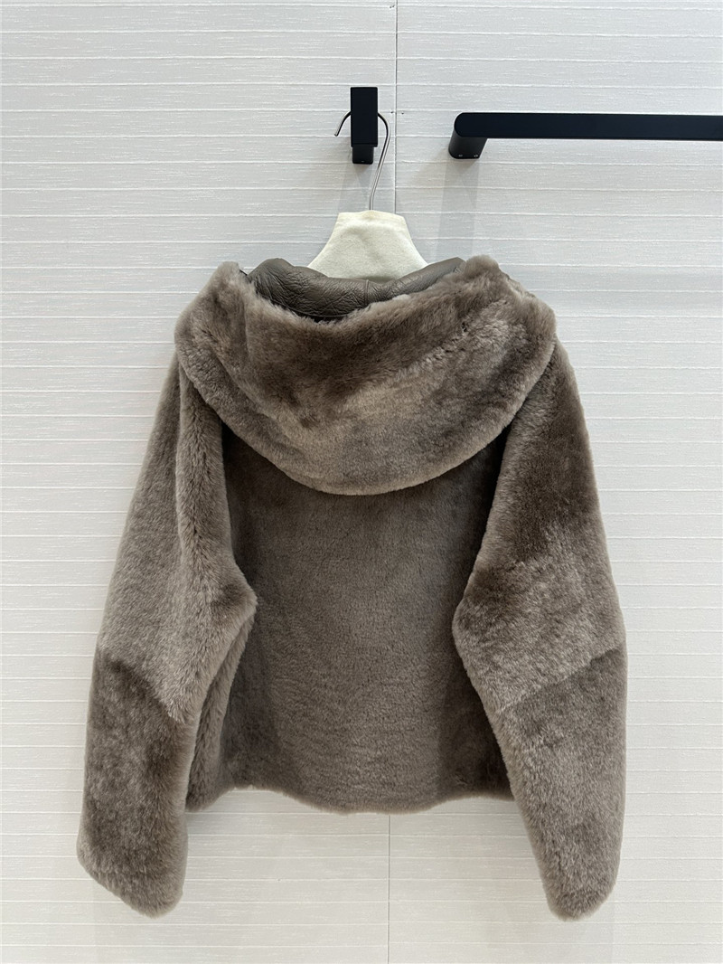 H**me5 short shearling jacket