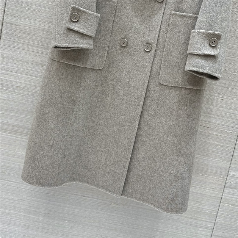 Vanitoo cashmere coat