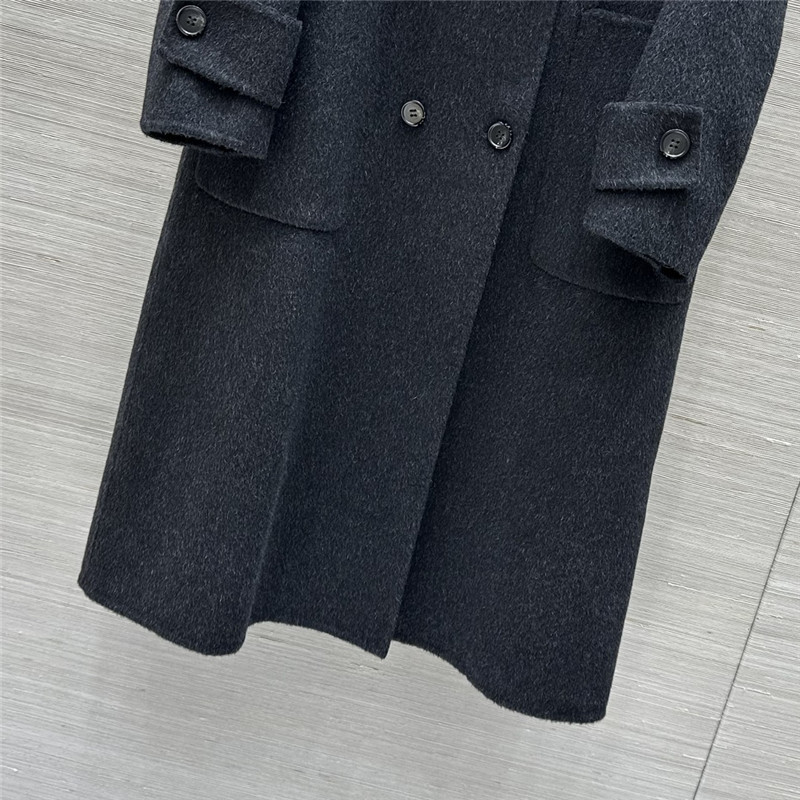 Vanitoo cashmere coat