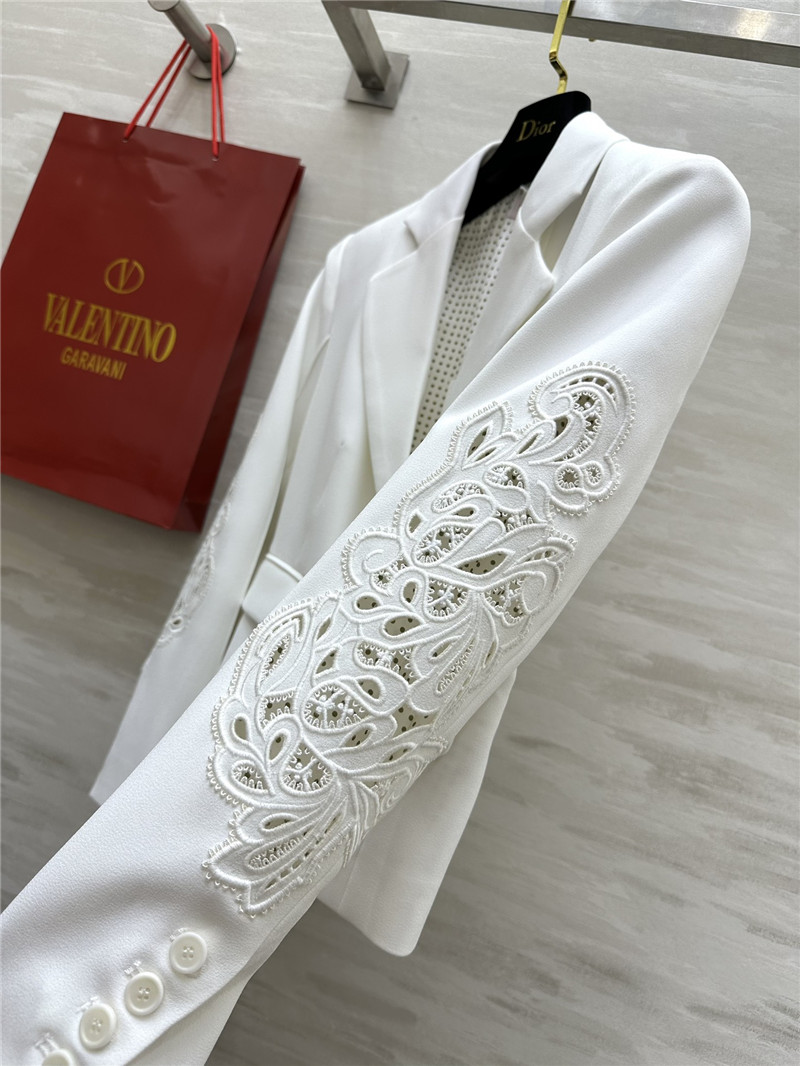 Va1e*ntin0 suit jacket