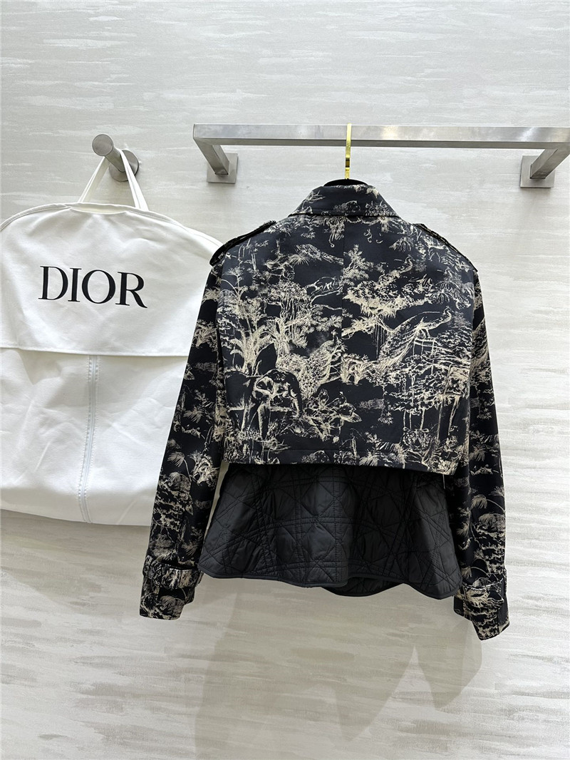 D10r waist-length cotton coat