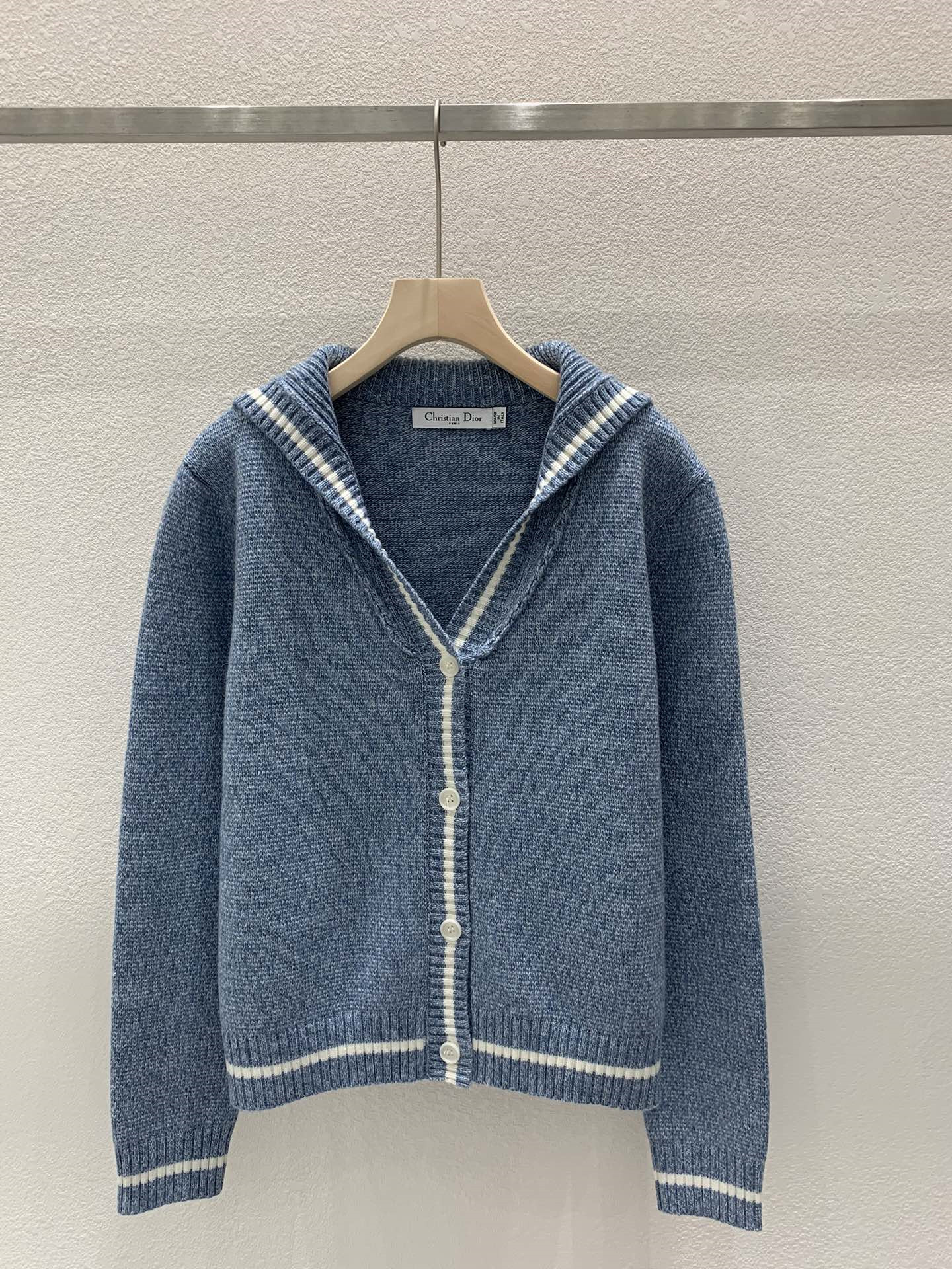 D10r contrast sailor collar cardigan in blue