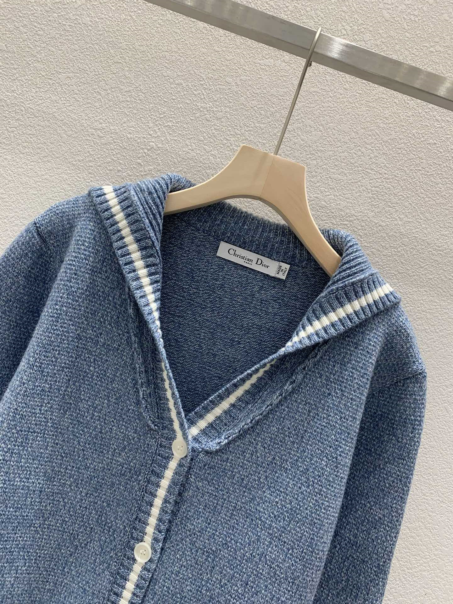 D10r contrast sailor collar cardigan in blue