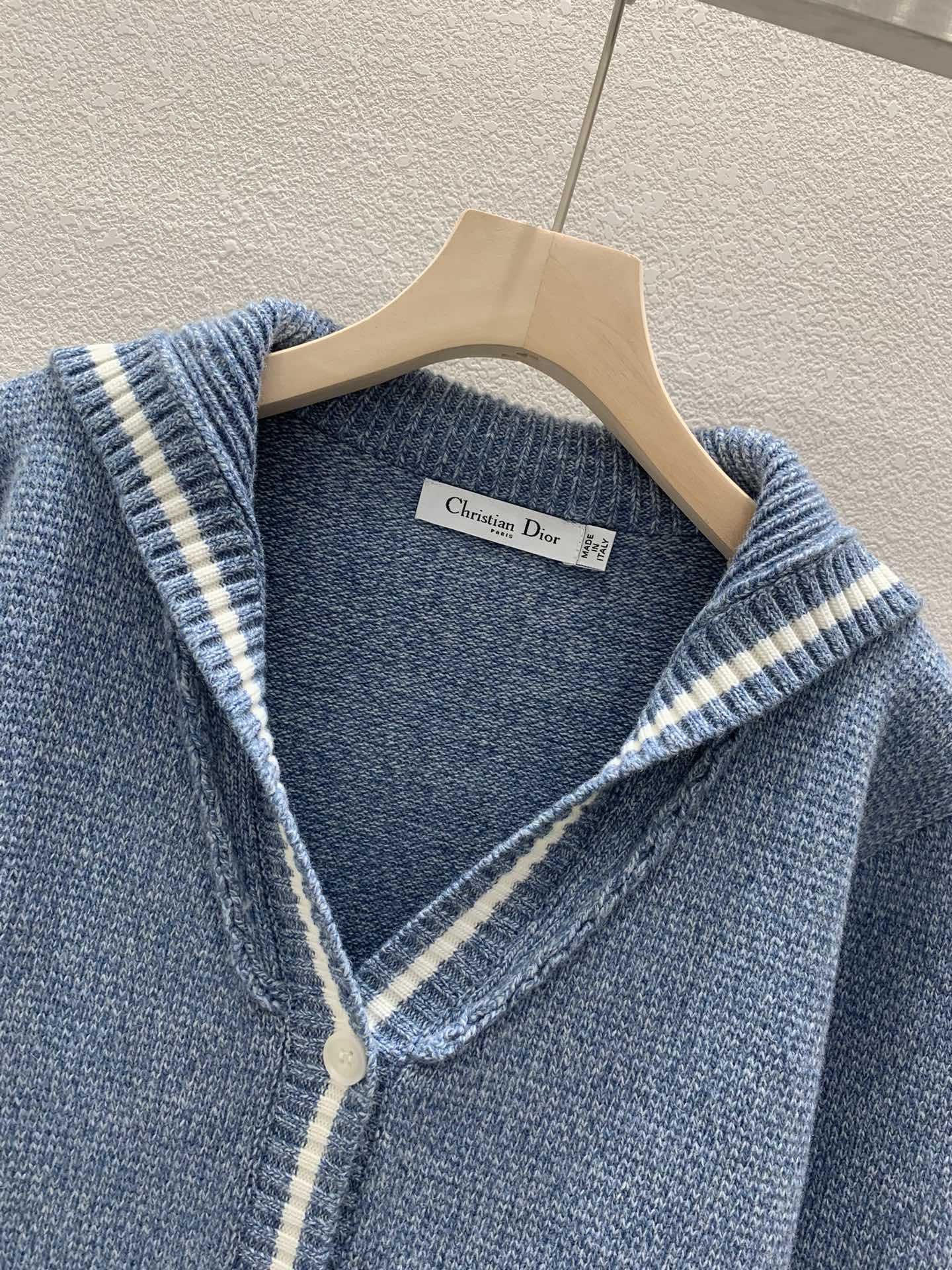 D10r contrast sailor collar cardigan in blue