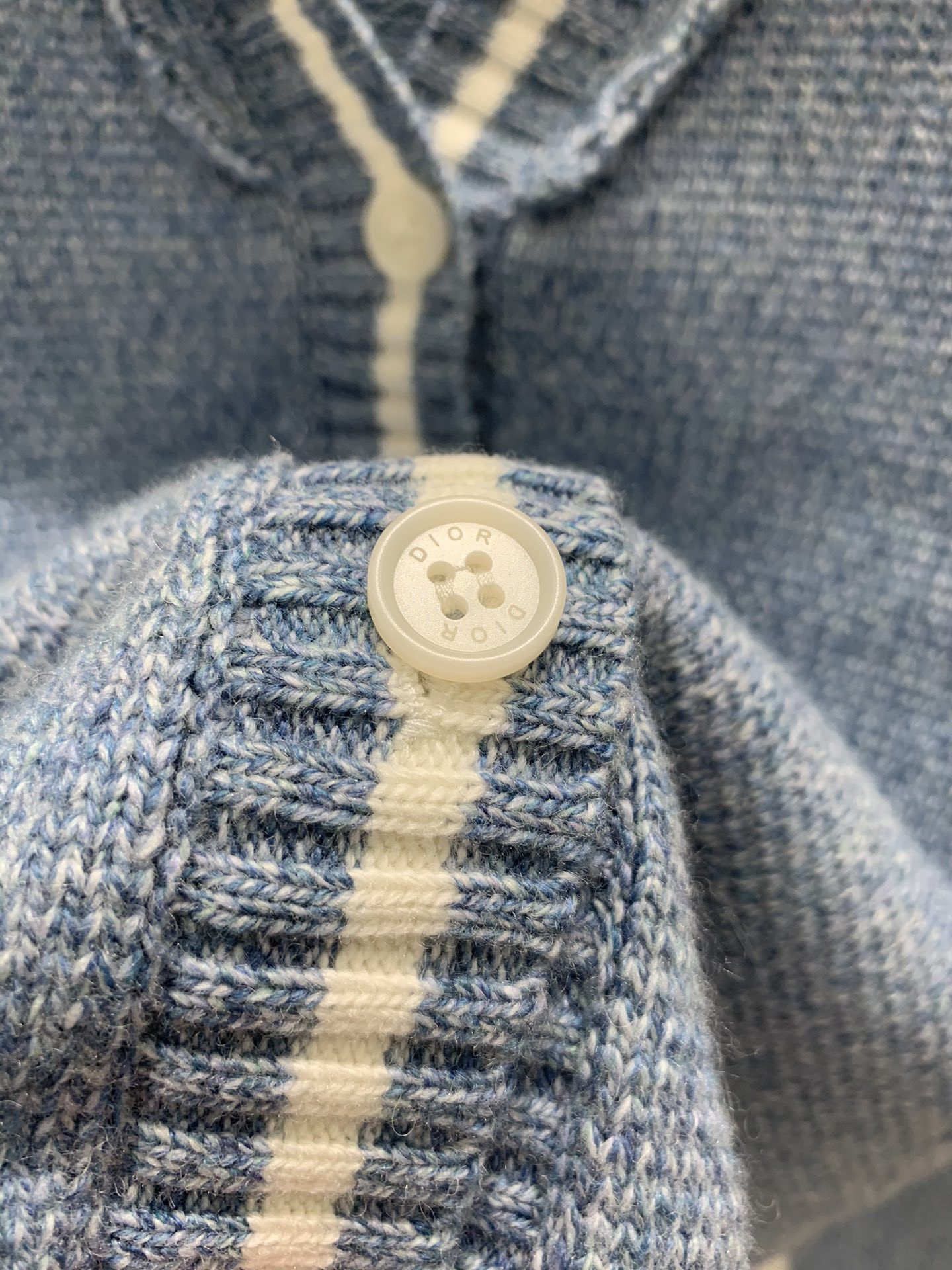 D10r contrast sailor collar cardigan in blue