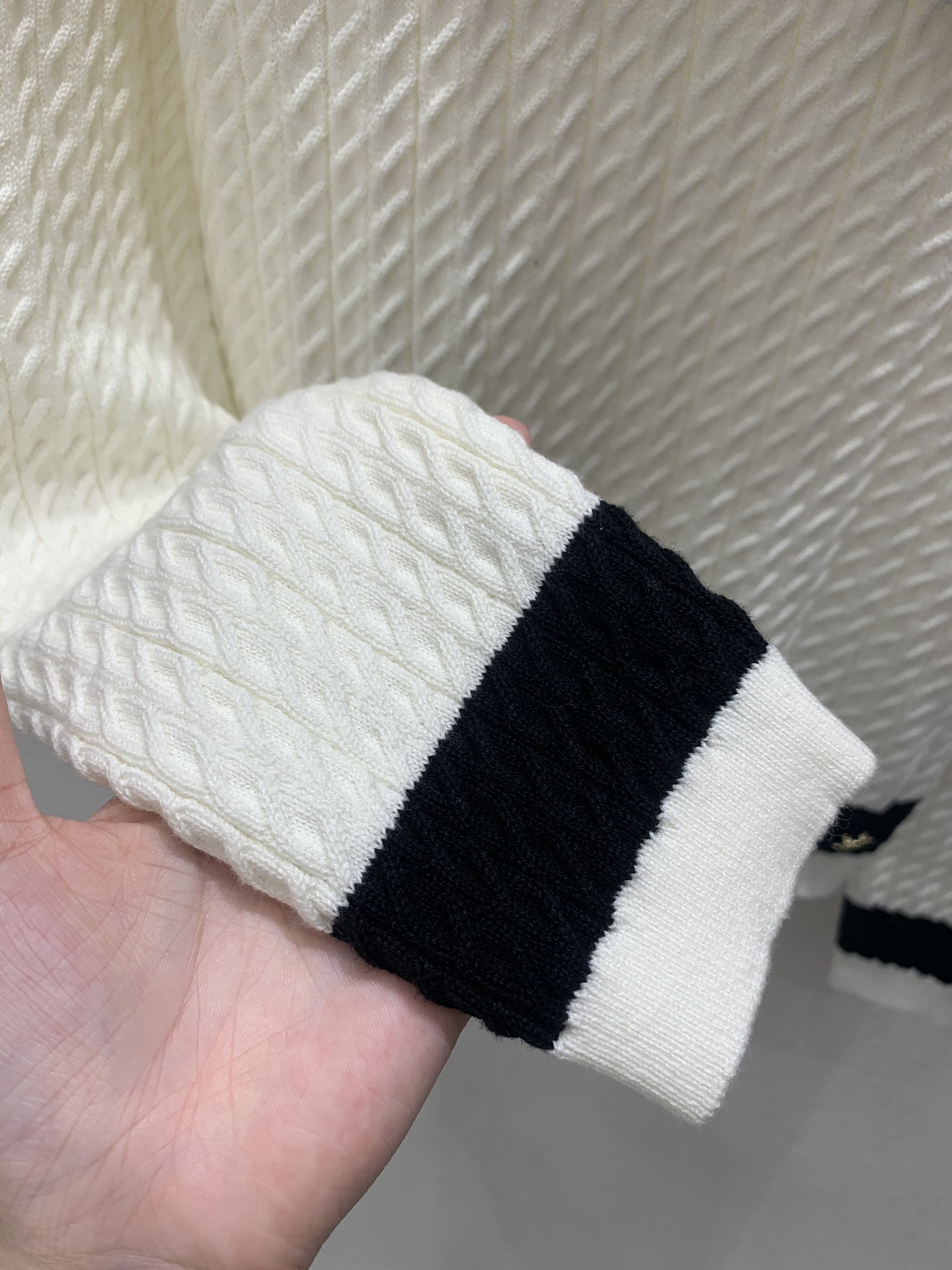 Ch**el contrast bow tie neck sweater in white