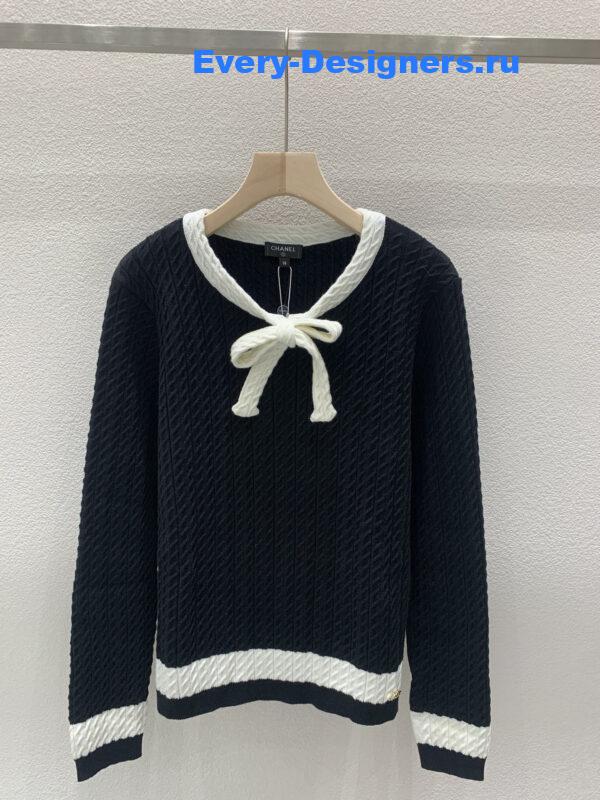 Ch**el contrast bow tie neck sweater in black