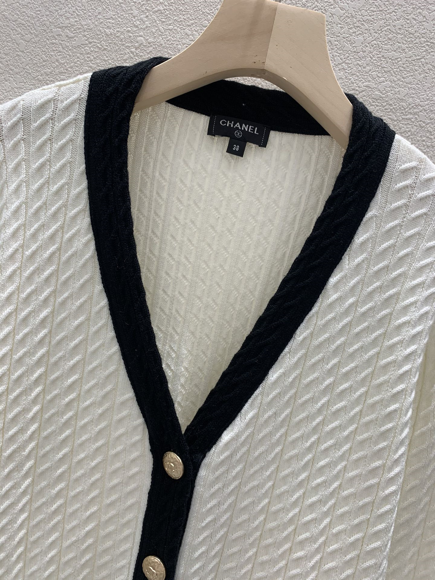 Ch**el contrast v-neck cardigan in white