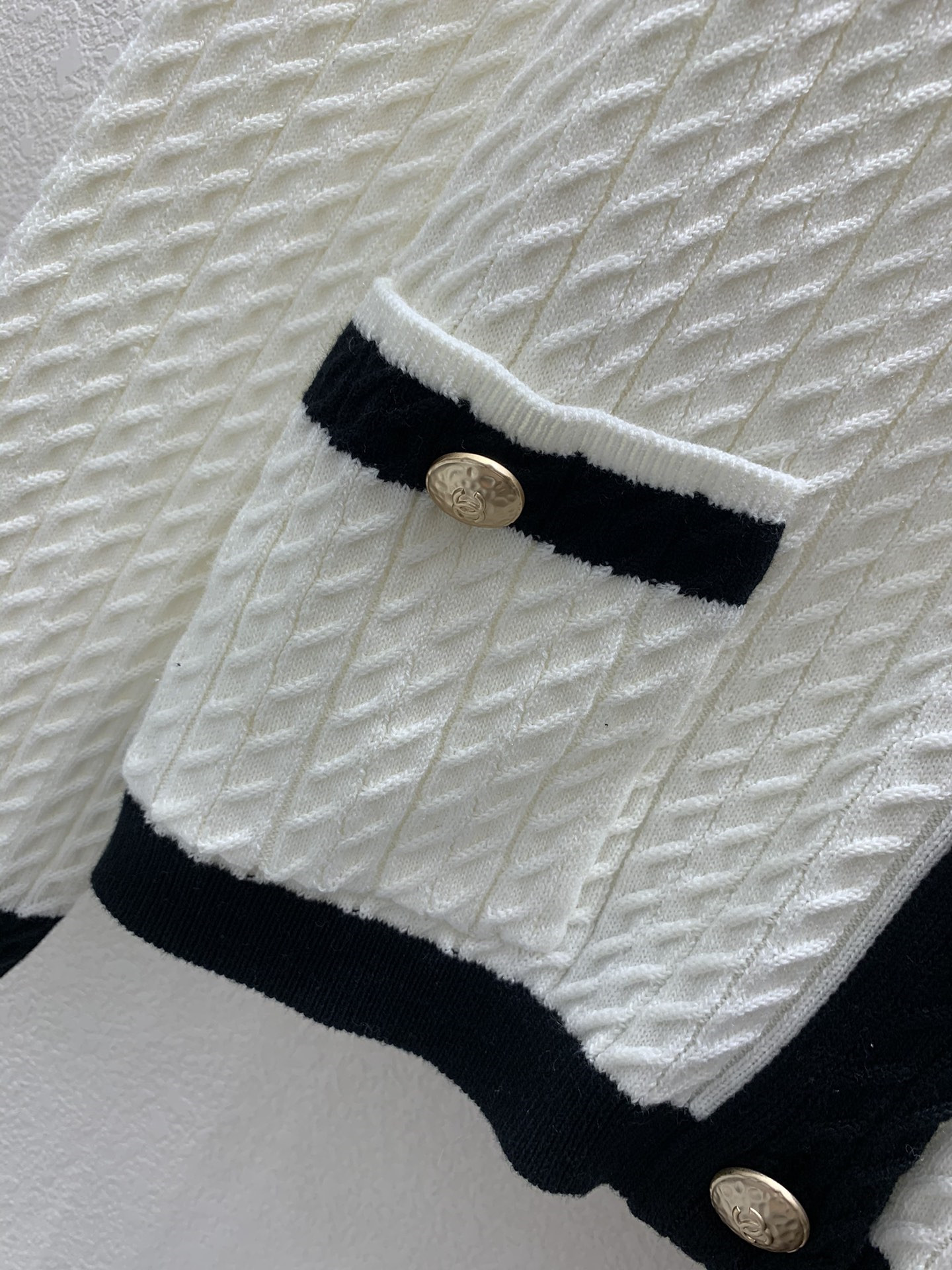 Ch**el contrast v-neck cardigan in white