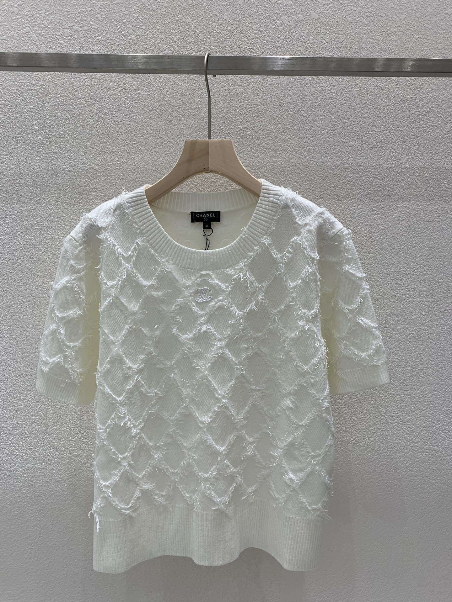 ch**el D1am0nd blend knit short-sleeve top white