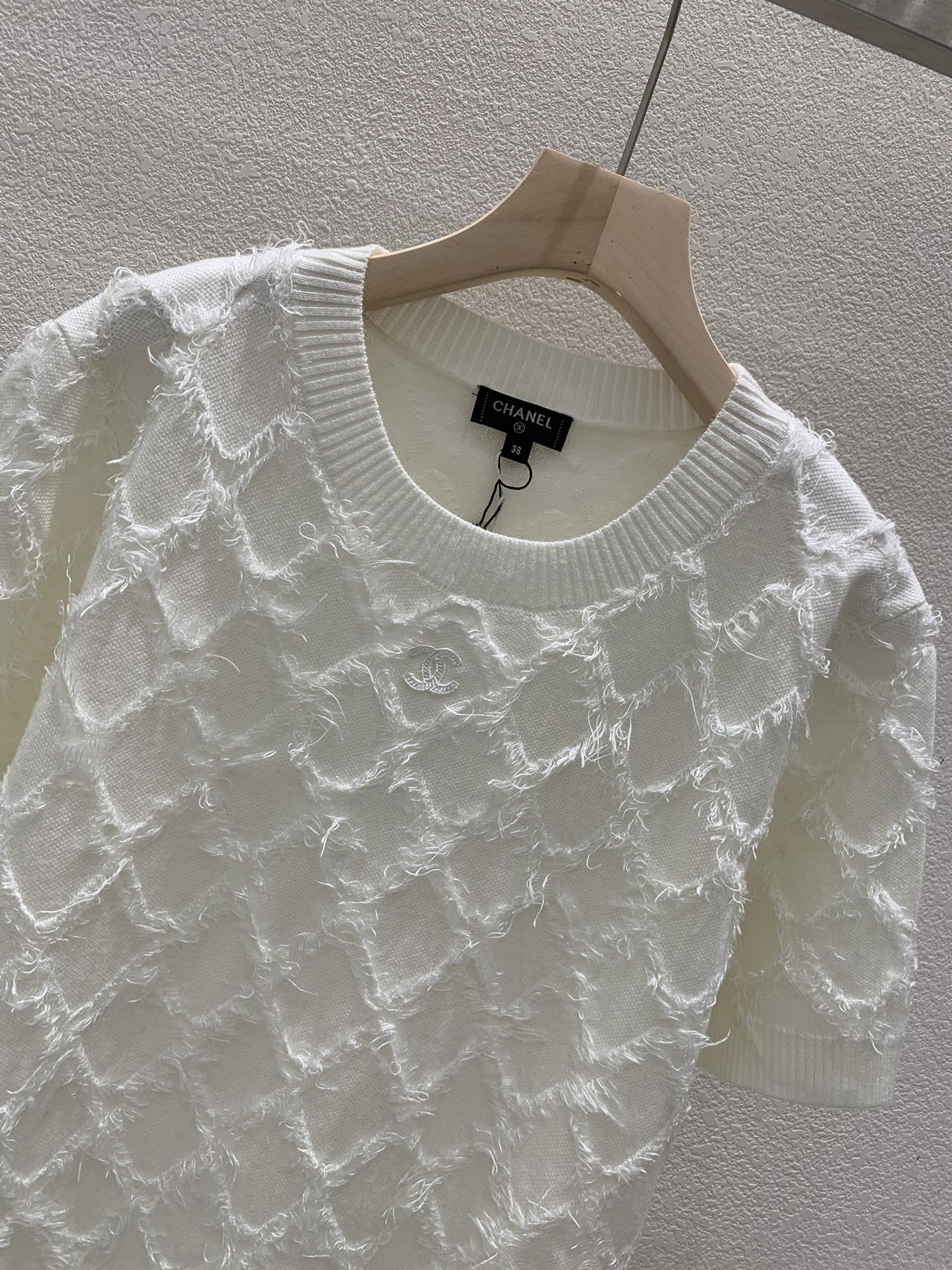 ch**el D1am0nd blend knit short-sleeve top white