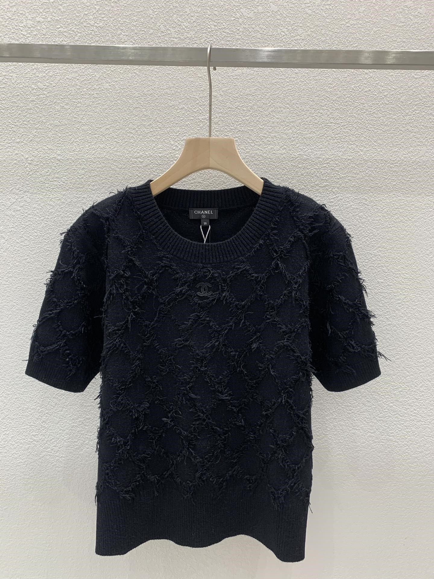 ch**el D1am0nd blend knit top with short-sleeve black