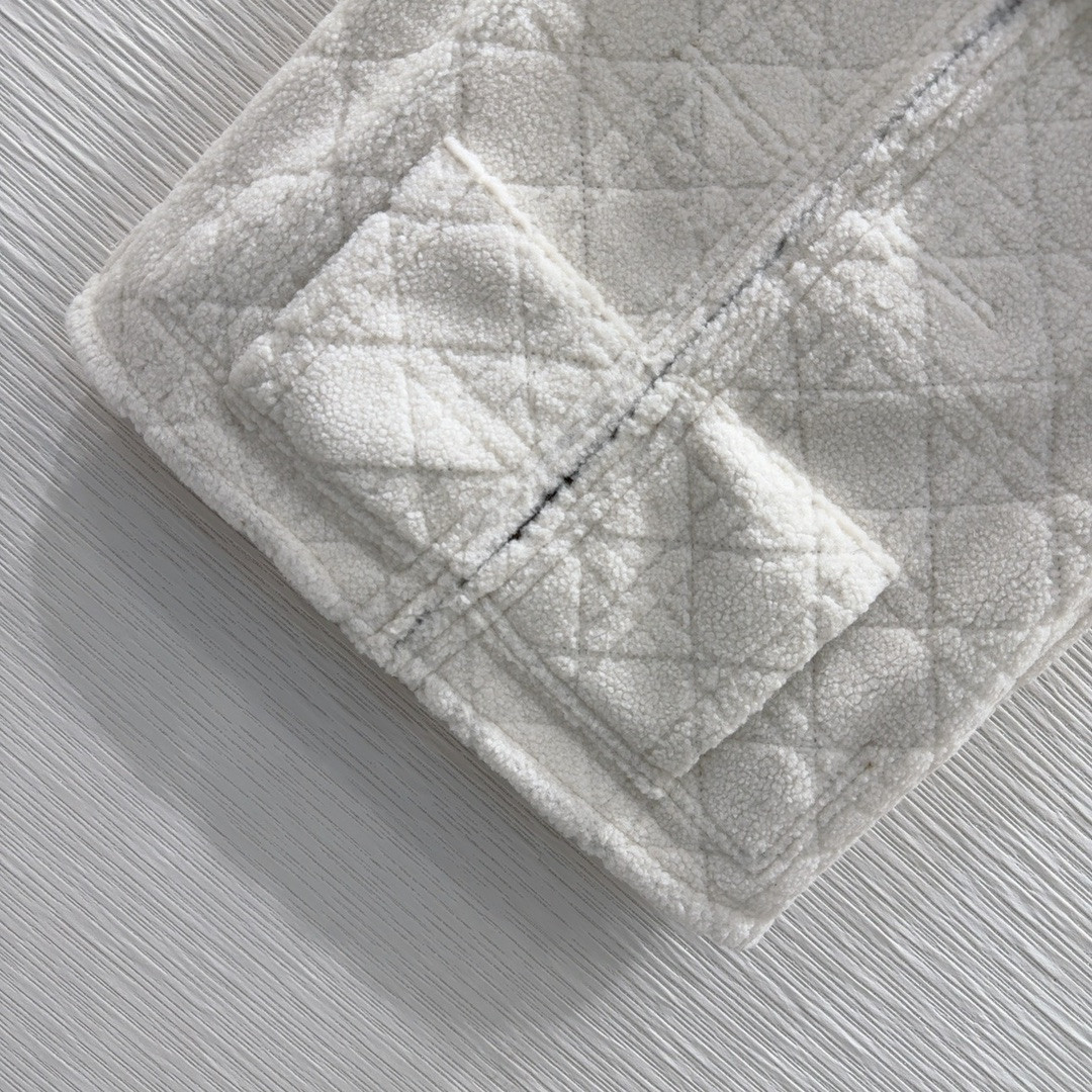 D10r reversible vest