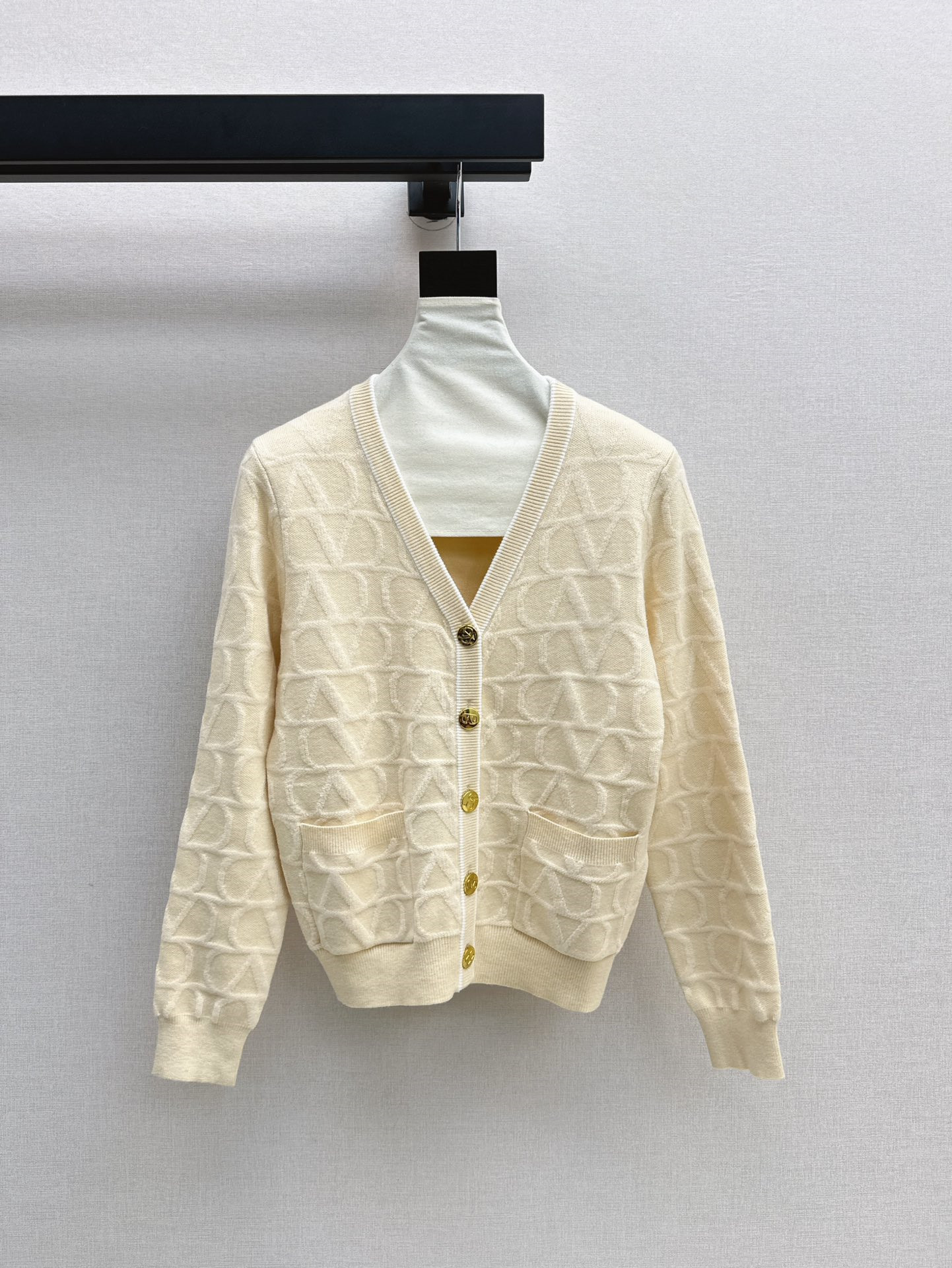 Va1e*ntin0 v-neck jacquard cardigan virgin