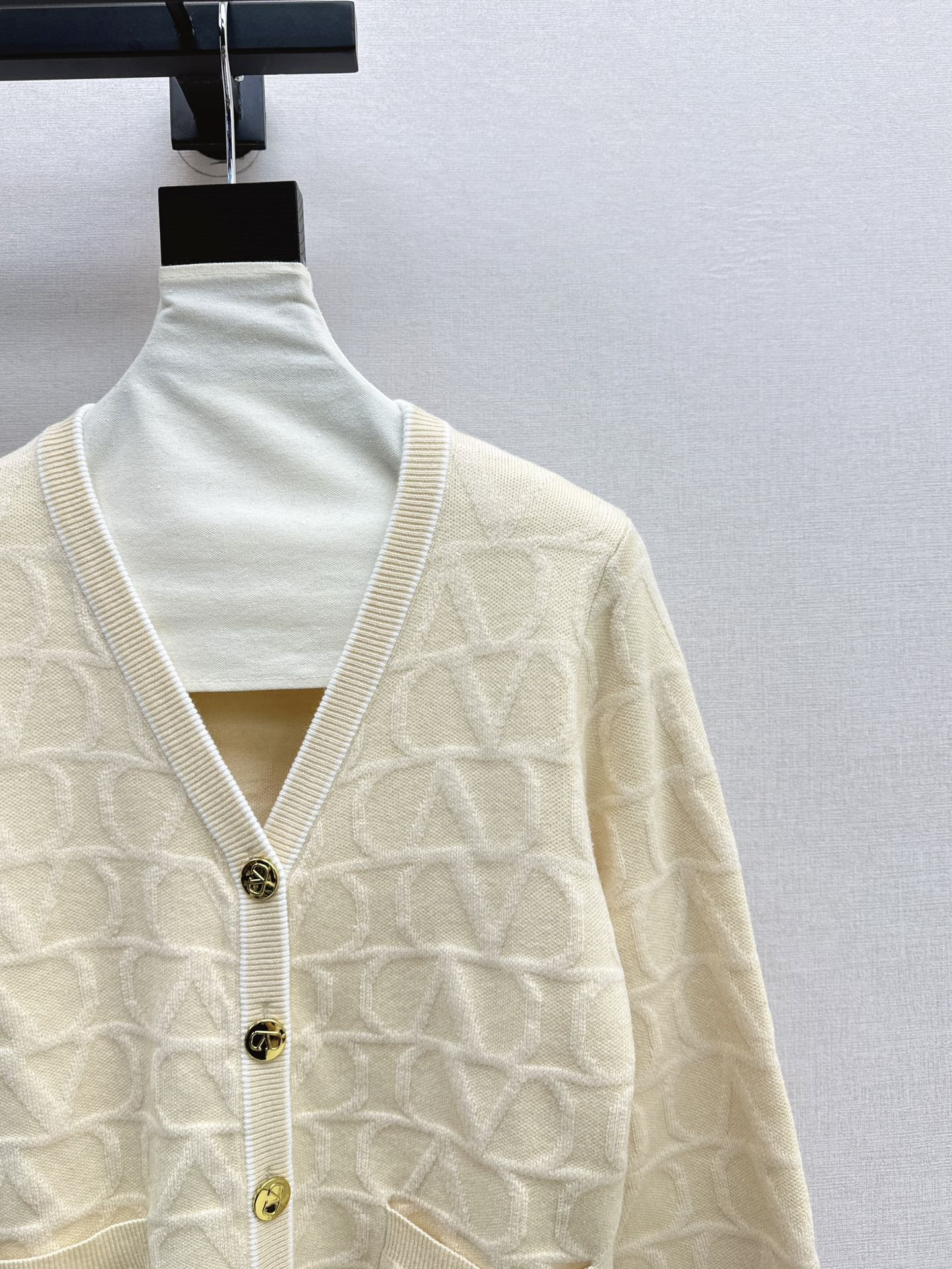 Va1e*ntin0 v-neck jacquard cardigan virgin