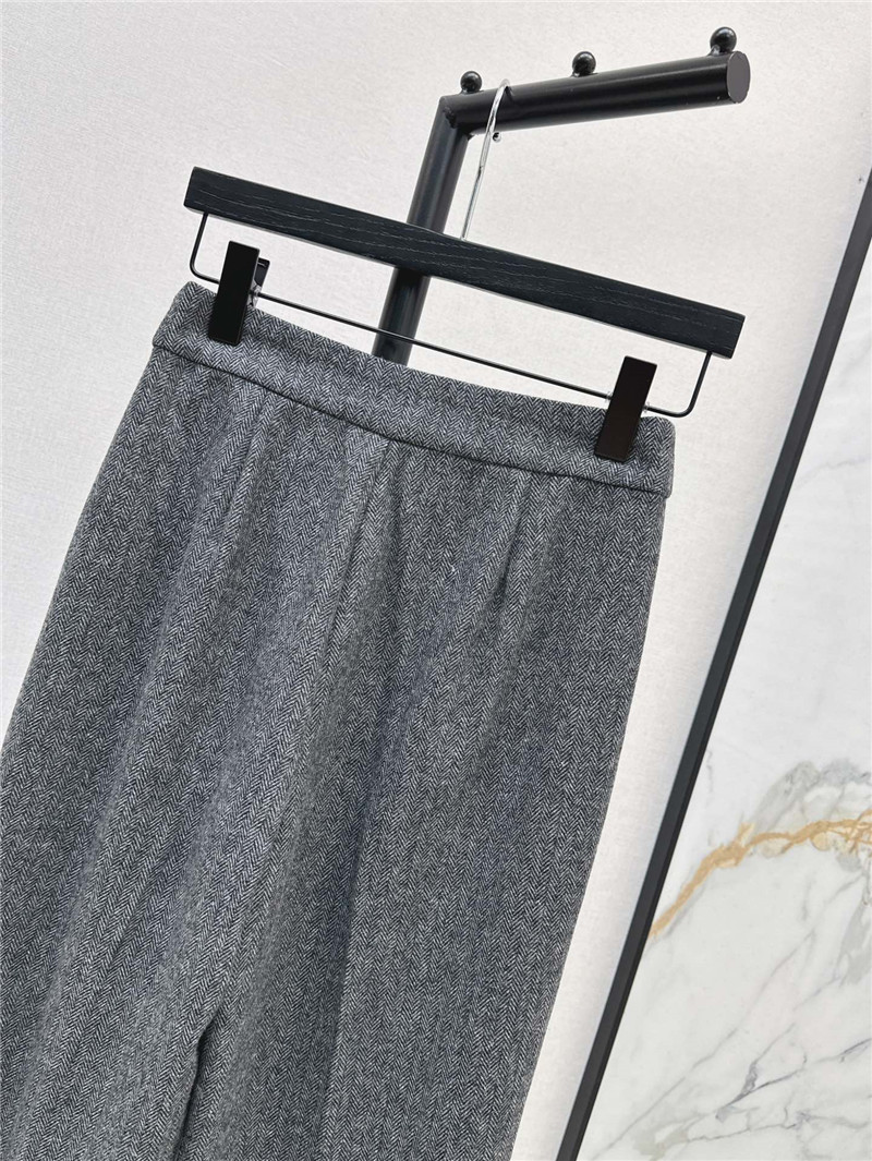 Vanitoo Commuter Suit