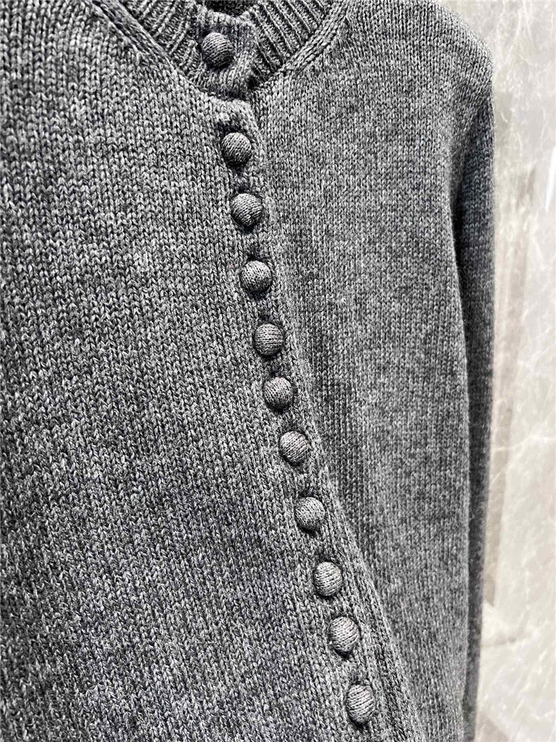 Pra*a slate gray cashmere cardigan