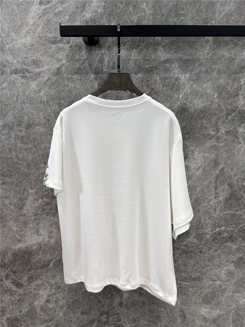 L0ew* short sleeve t-shirt