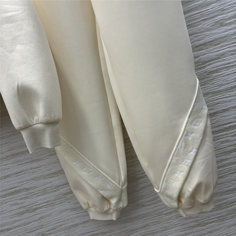 l0vis Vvtt0n lv casual suit