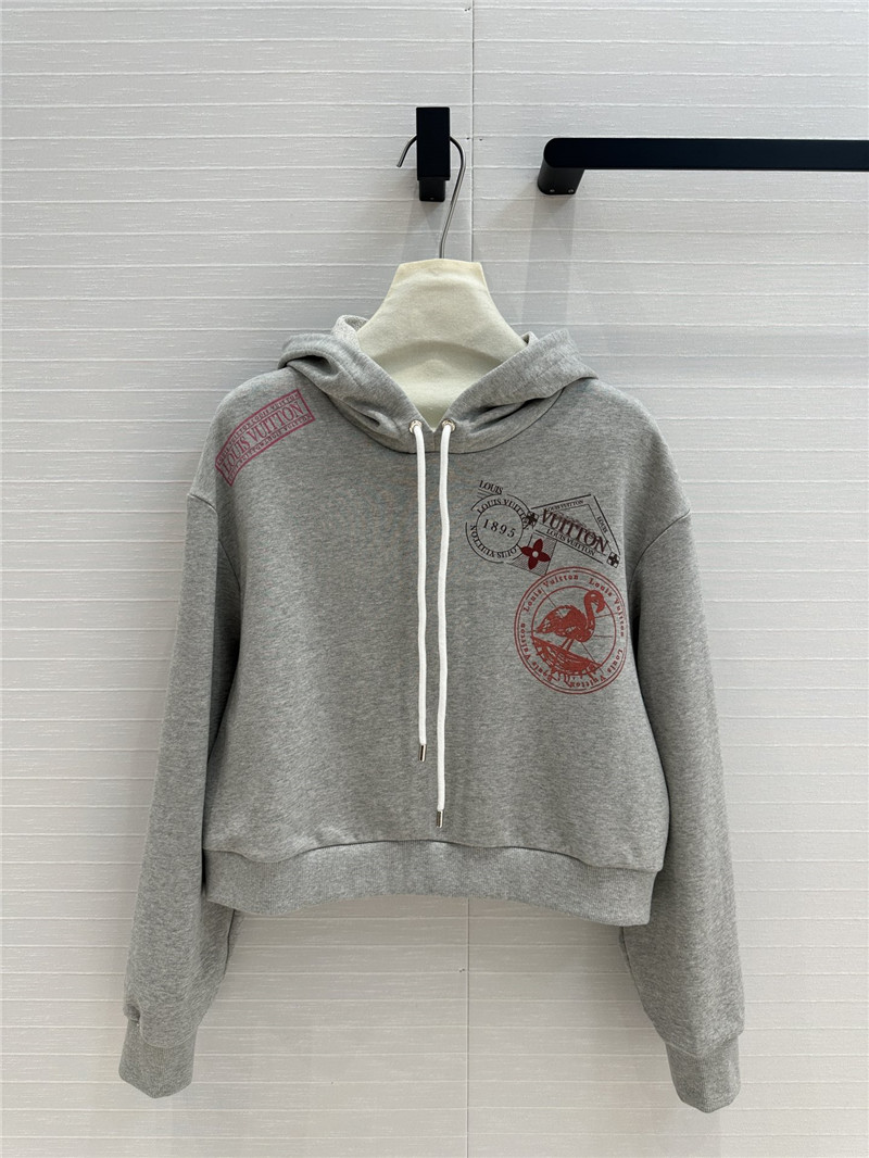 l0vis Vvtt0n travel stamp cropped hoodie grey