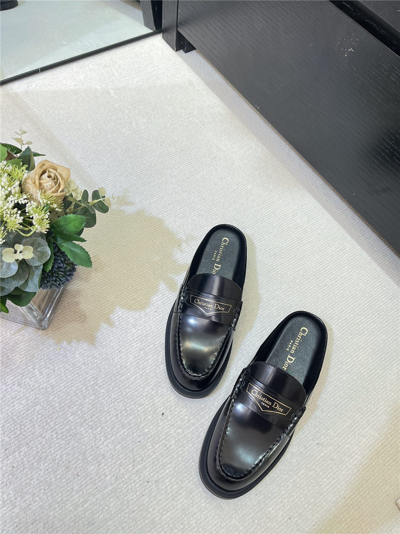 D10r boy mule black patterned calfskin