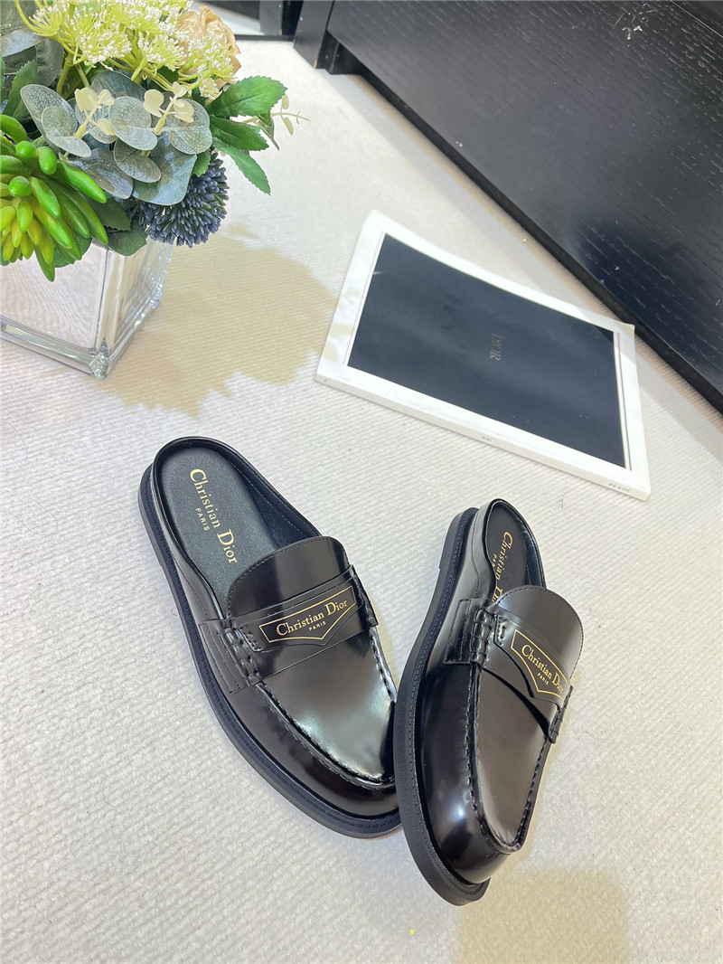 D10r boy mule black patterned calfskin