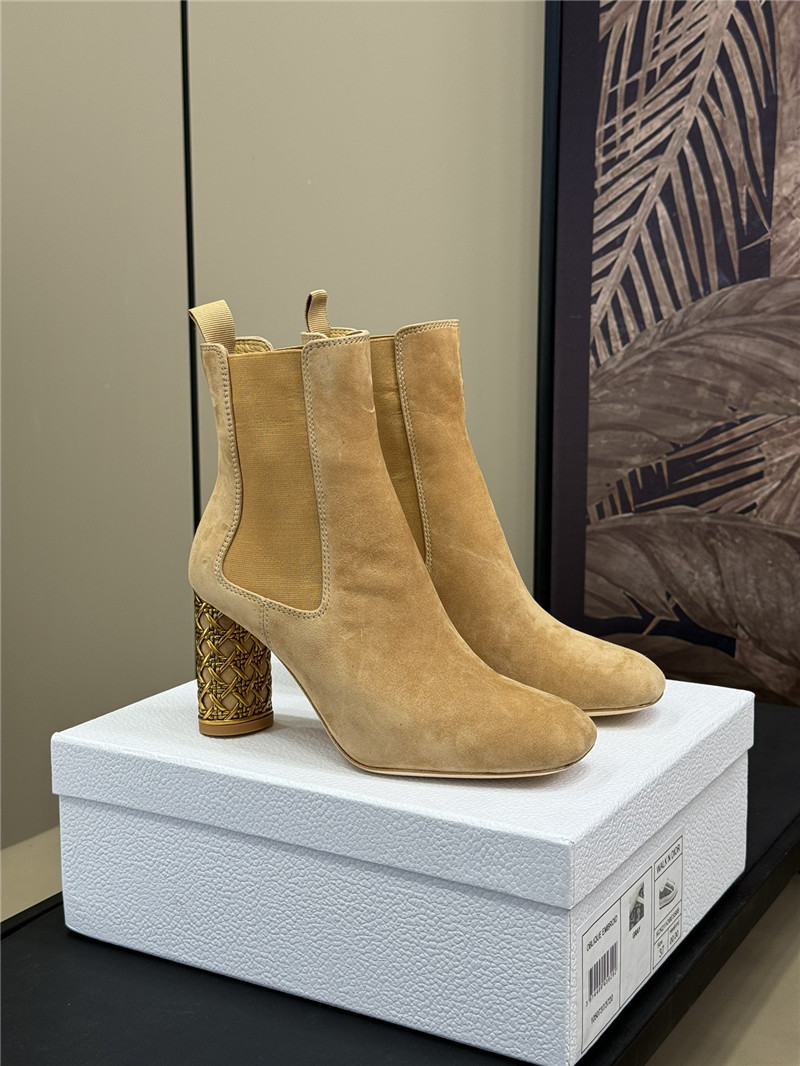 D10r beige suede goatskin icon heeled ankle boot