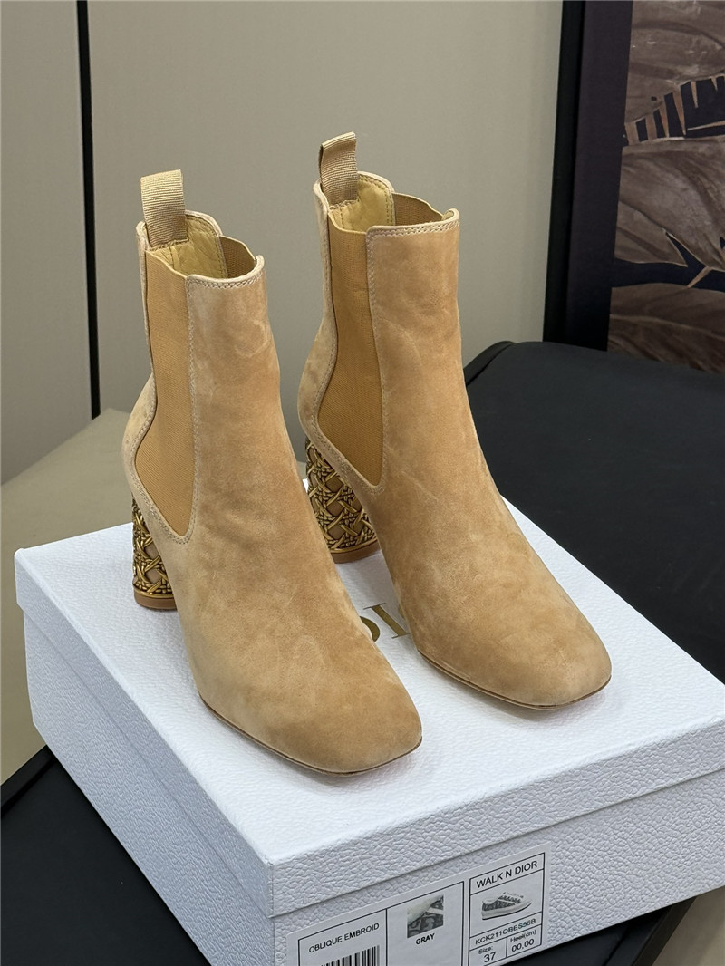 D10r beige suede goatskin icon heeled ankle boot