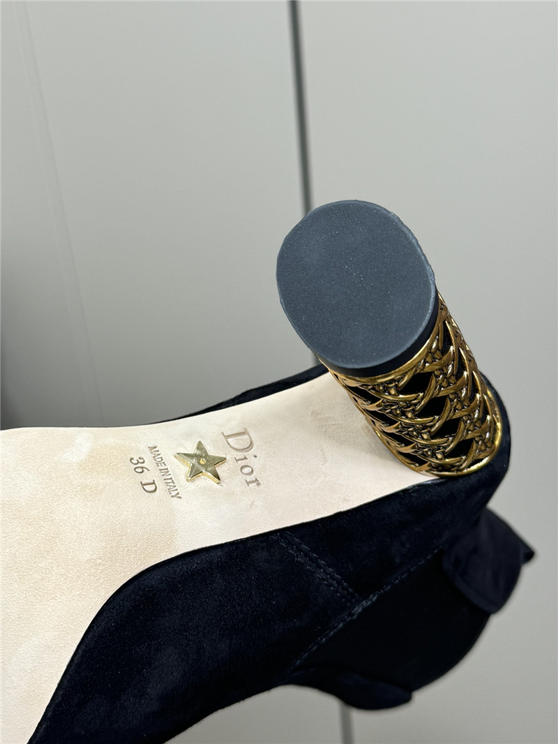 D10r icon heeled ankle boot black suede goatskin