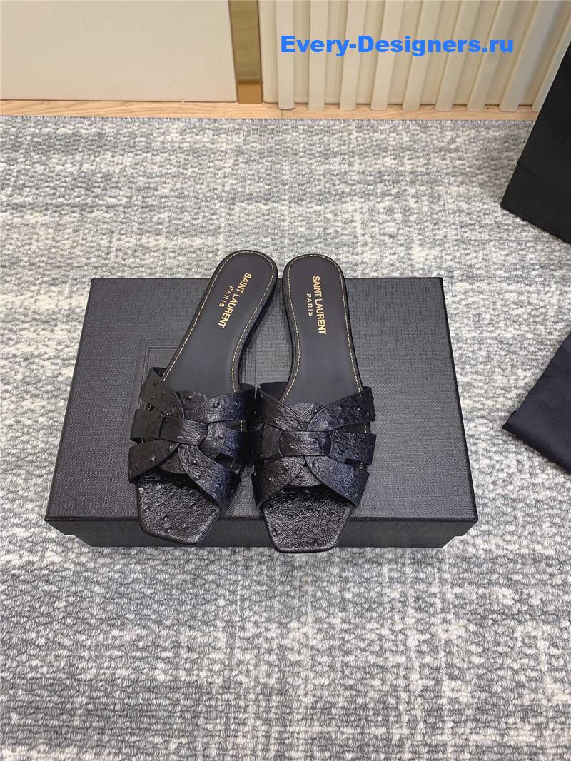 Y51 tribute mules in black ostrich leather