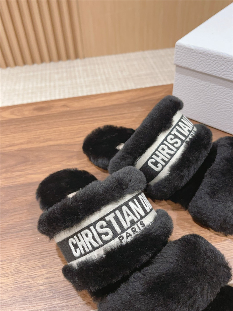 D10r black shearling chez moi flat slides