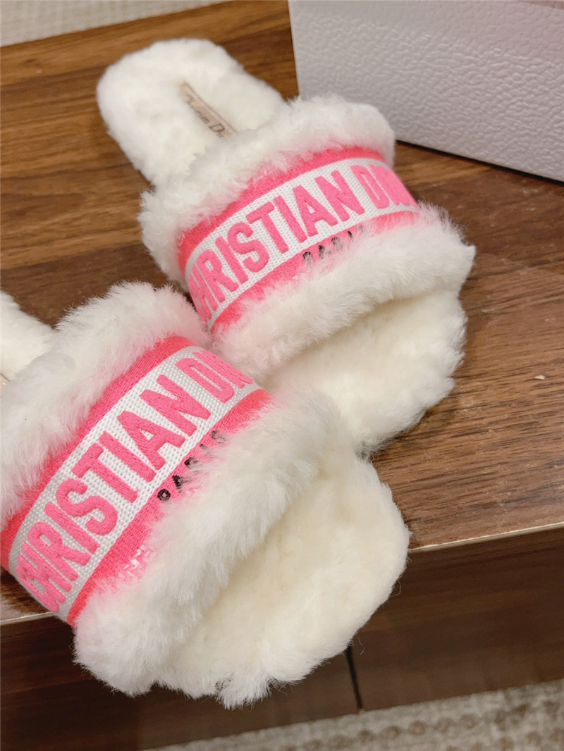 D10r shearling canvas dway slides white/pink