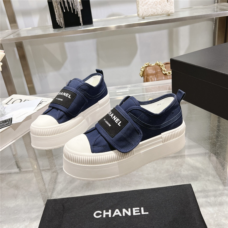 Ch**el canvas velcro sneakers