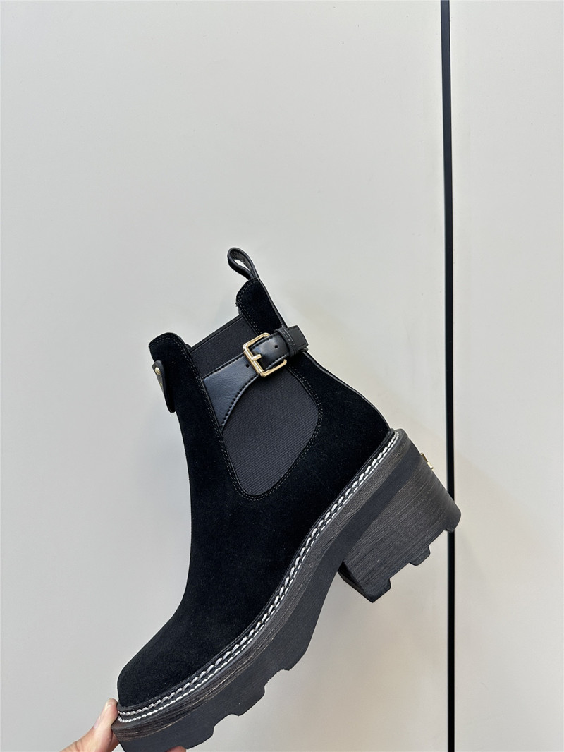 l0vis Vvtt0n lv beaubourg ankle boot