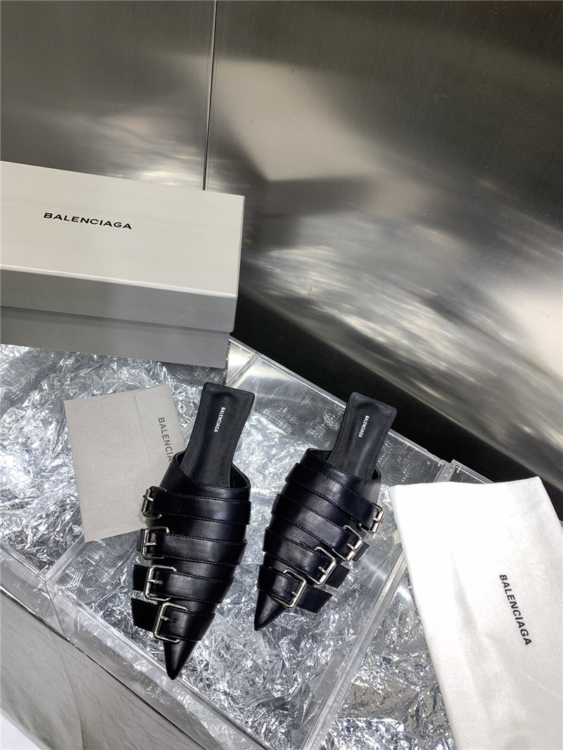 Ba1en*iaga black belt pointed toe mules
