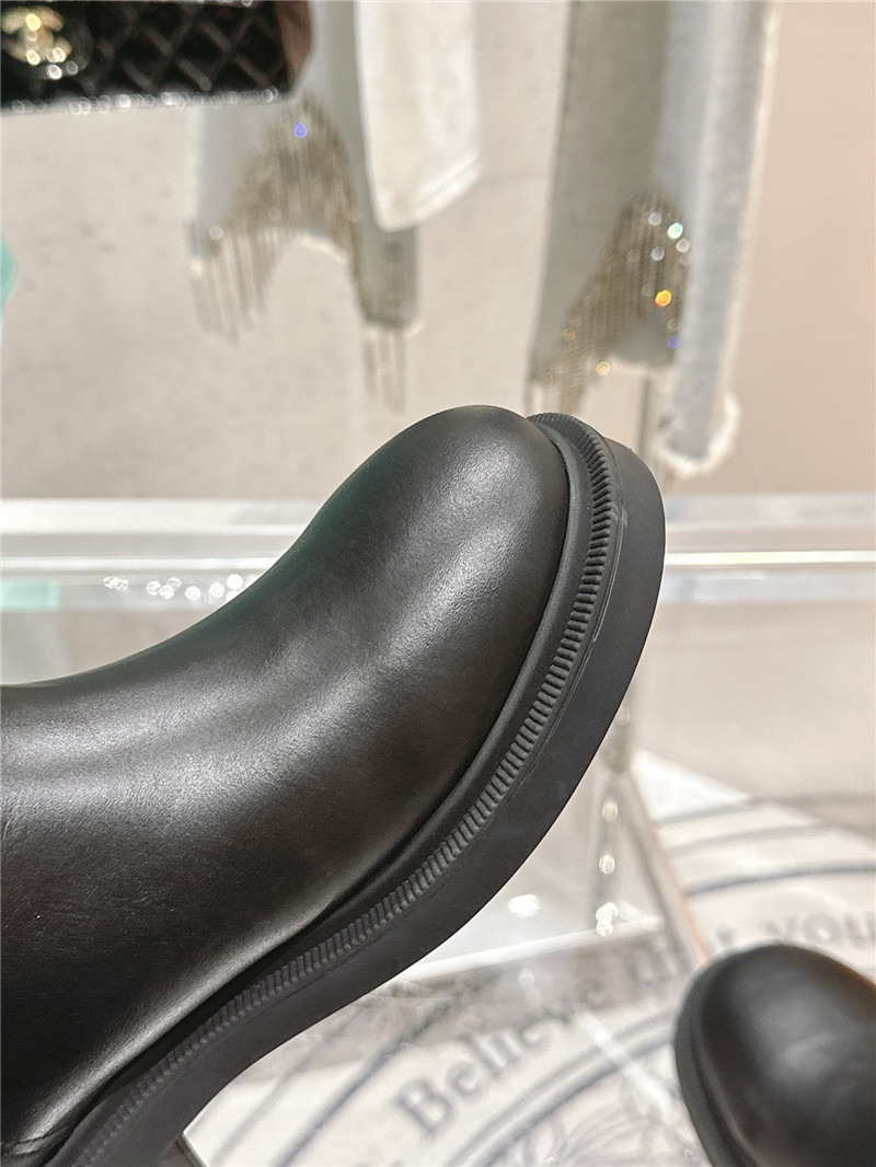 F**di filo black ankle boots