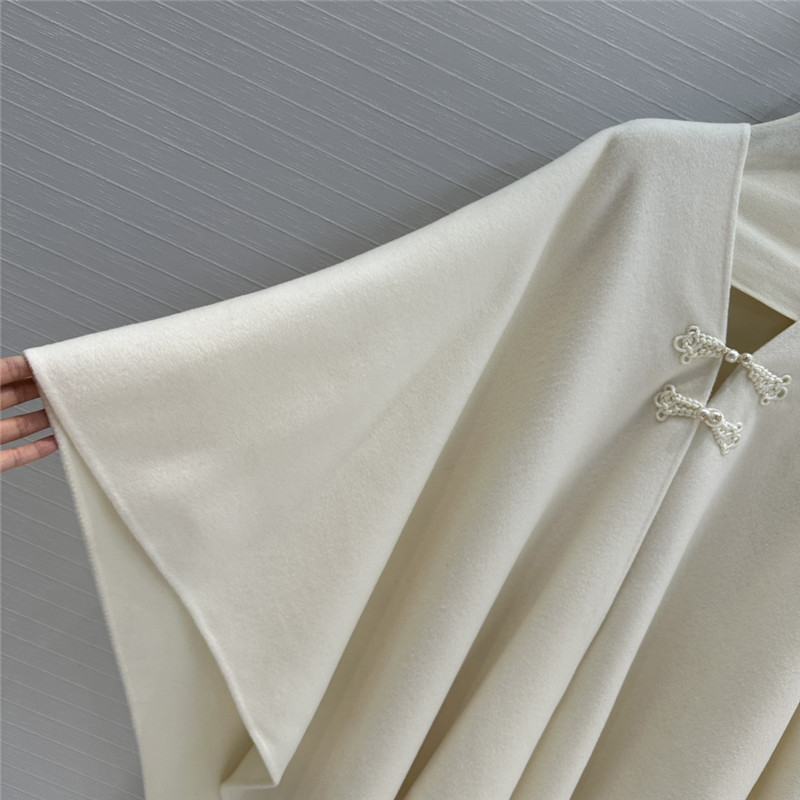 D10r shawl scarf cape