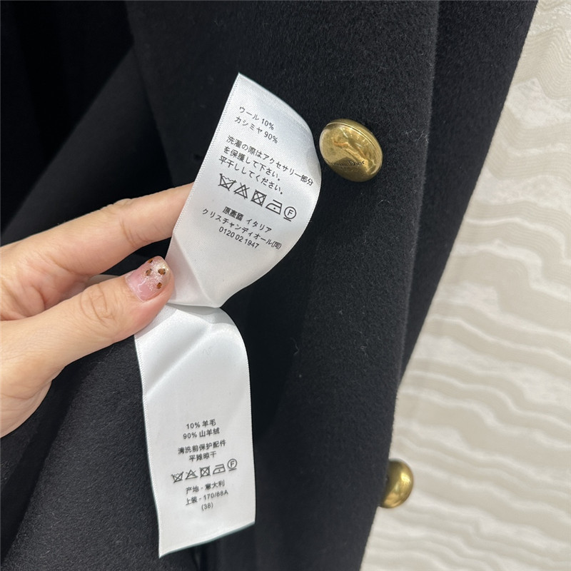 D10r lapel coat