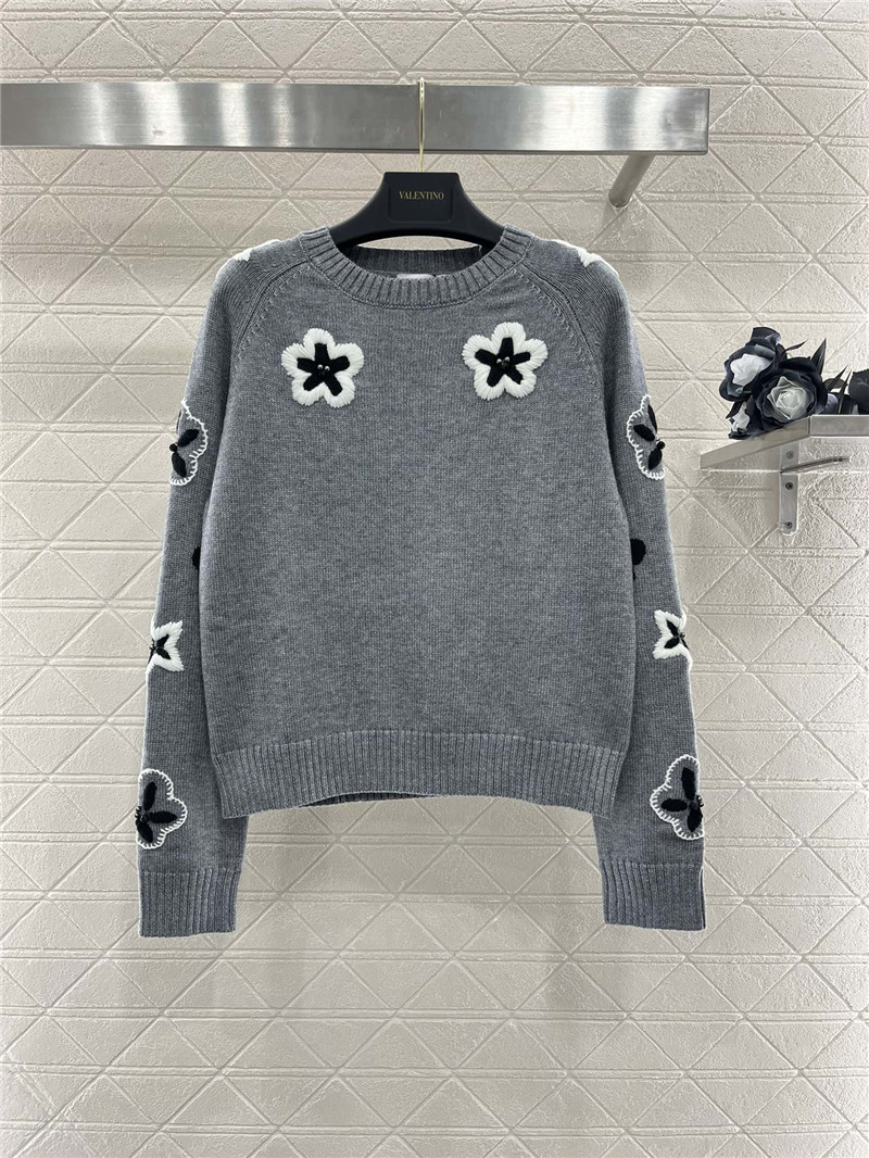 Va1e*ntin0 floral blend knit sweater in grey