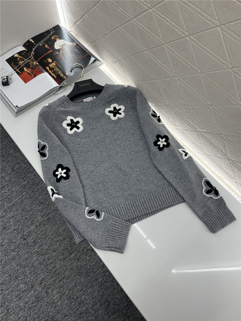 Va1e*ntin0 floral blend knit sweater in grey