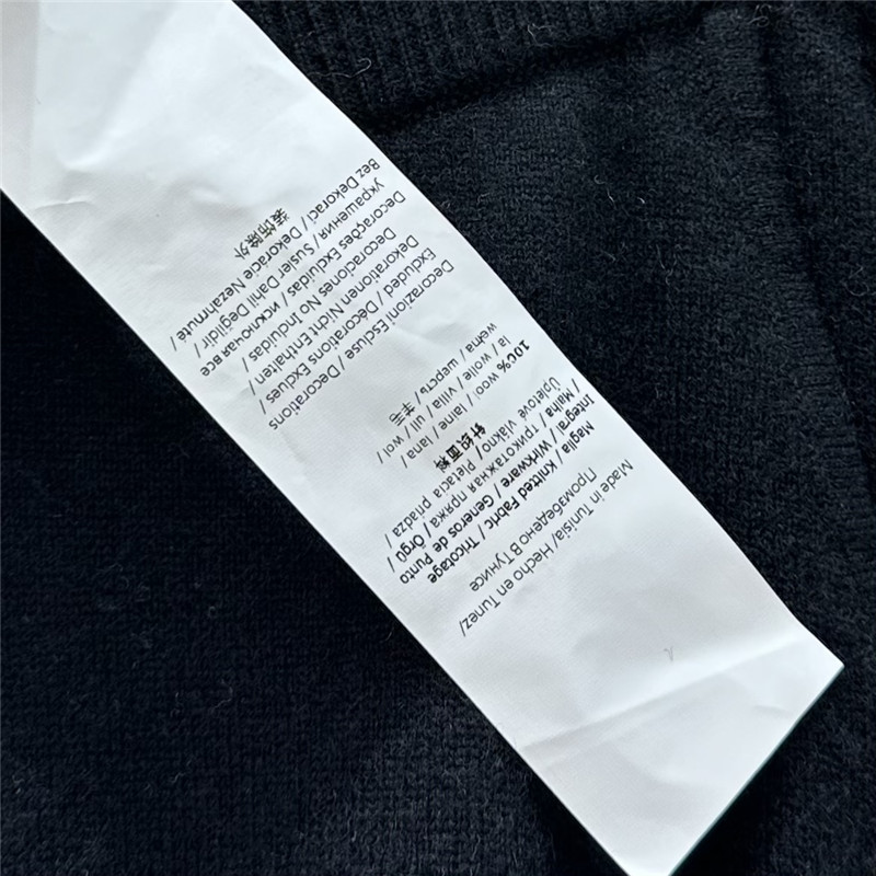 Vanitoo cashmere top + straight pants set