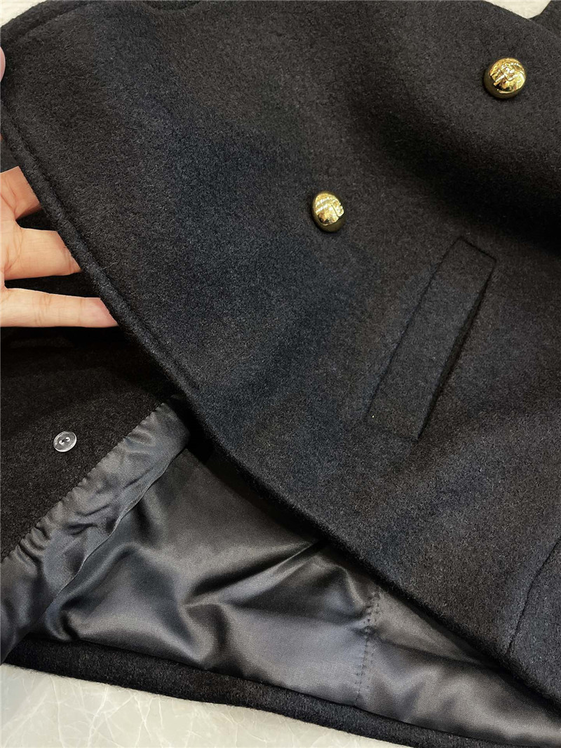 Va1e*ntin0 wool coat